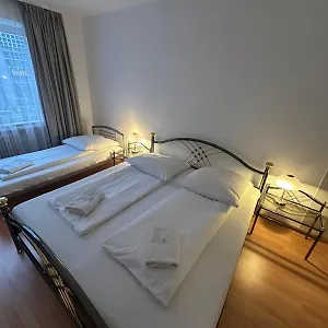 Affittacamere Hotel-pension Asta, Monaco di Baviera