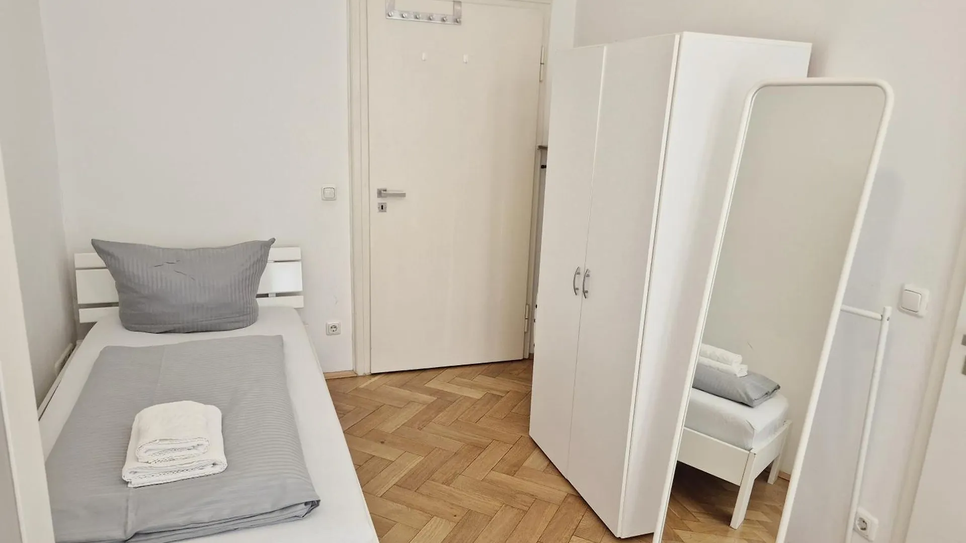 Apartment New City Center Stays 2 Munich Germany